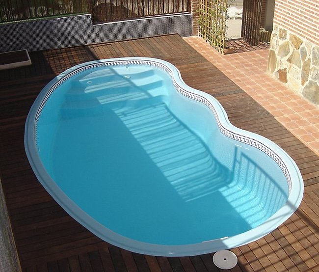 piscina de poliester